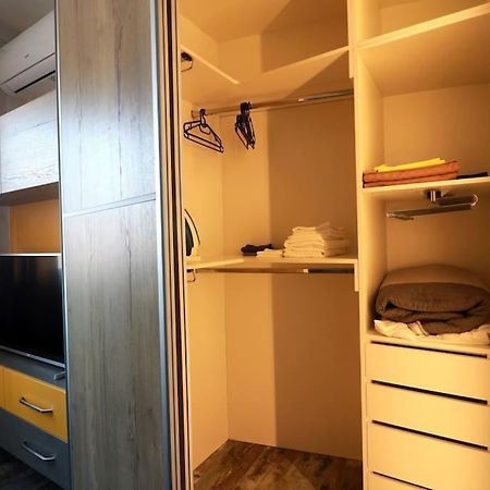 Unique Central 1 Bedroom Flat Sofia Bagian luar foto