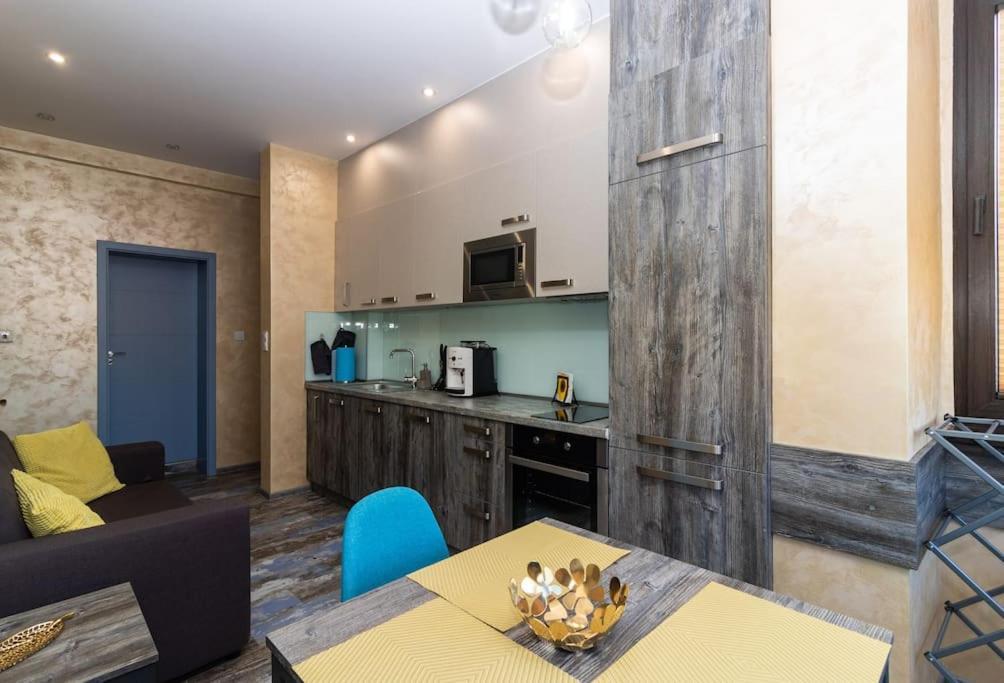 Unique Central 1 Bedroom Flat Sofia Bagian luar foto